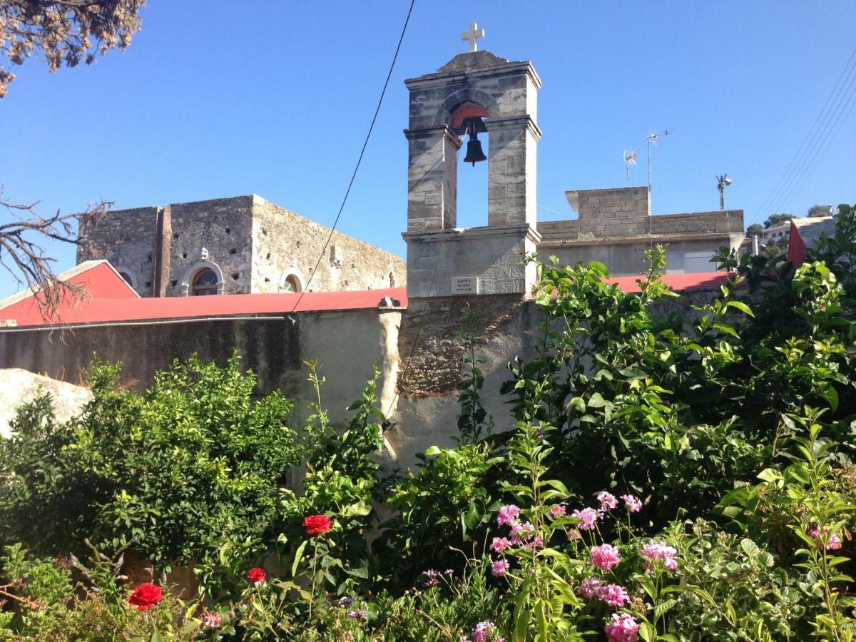 Goat Vacations Villa Rodhia  Exterior photo